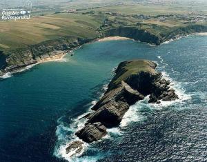 Playa de Covachos (Soto de la Marina)